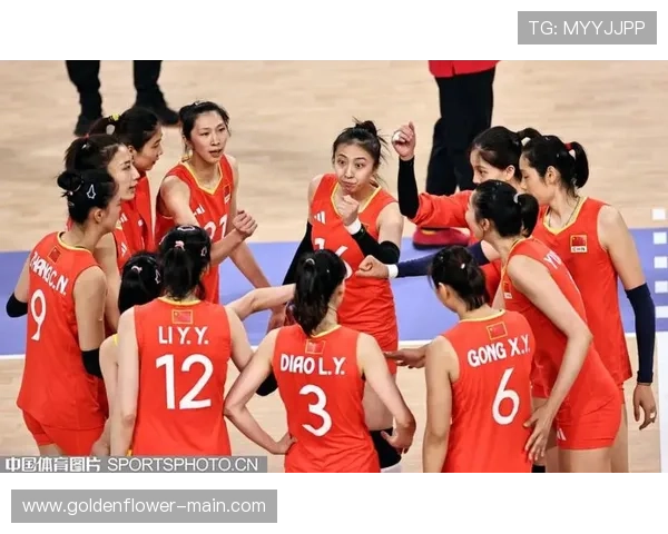 女排主教练引领球队突破困境激发新活力全力备战奥运争夺金牌梦想